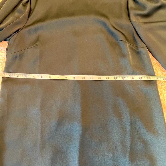 Shift Dress with Ruffle open back - Picture 7 of 8